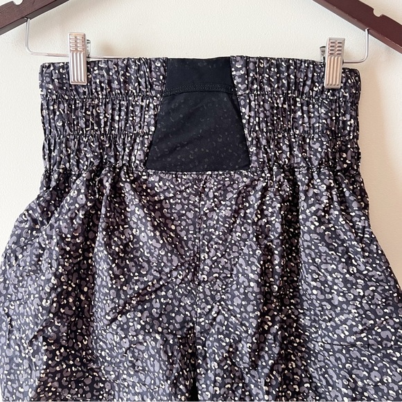 Free People FP The Way Home Running Shorts Size Small Lined Black/Blue - Picture 4 of 9